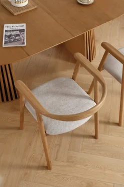 Jocelyn spisebordsstol i eg med beige stofsæde